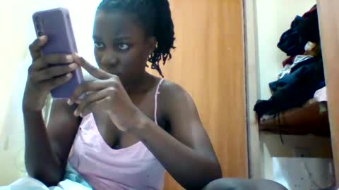 Snapshot of zainxxxx chatting on 09/11/25, 07:08 zainxxxx online show from 09/11/25, 07:08