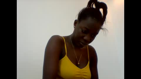 Snapshot of zainxxxx chatting on 02/15/26, 06:43 zainxxxx online show from 02/15/26, 06:43