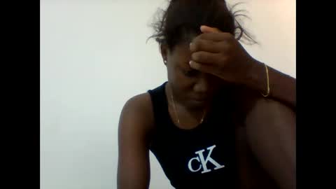 Snapshot of zainxxxx chatting on 02/24/26, 06:44 zainxxxx online show from 02/24/26, 06:44