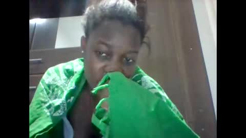 zainxxxx online show from 04/21/26, 01:42