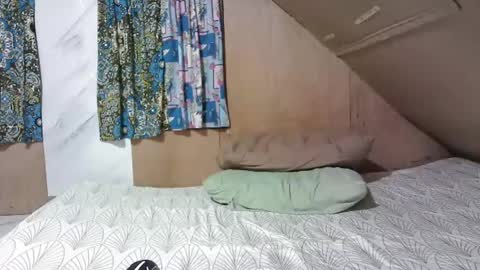 Snapshot of zaira795892 chatting on 02/02/25, 12:13 zaira795892 online show from 02/02/25, 12:13