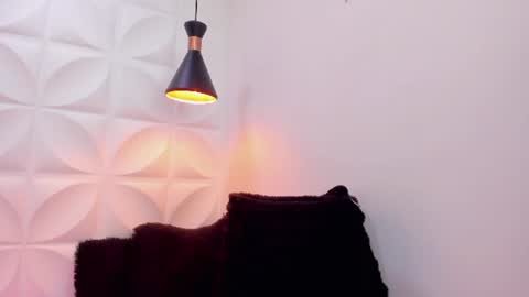 zaira_sweet4 online show from 07/05/26, 04:25