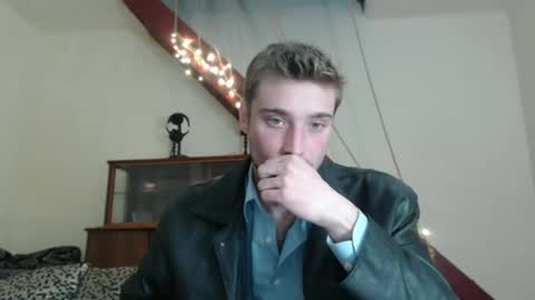 Snapshot of zakonezach chatting on 12/24/24, 09:55 zakonezach online show from 12/24/24, 09:55
