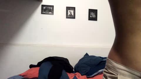 Snapshot of zaleh436460 chatting on 01/14/25, 02:08 RAJ online show from 01/14/25, 02:08