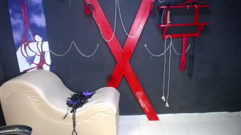 zalommee online show from 04/23/26, 01:46