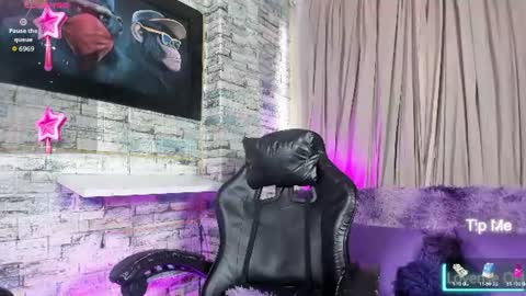 Snapshot of zamara_kleii chatting on 07/14/26, 09:20 Zamara Kleii online show from 07/14/26, 09:20