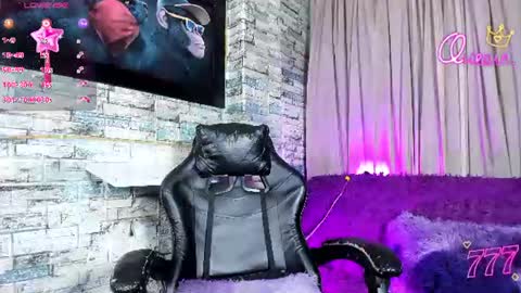 Snapshot of zamara_kleii chatting on 08/01/26, 02:33 Zamara Kleii online show from 08/01/26, 02:33