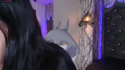   online show from 10/06/25, 07:22