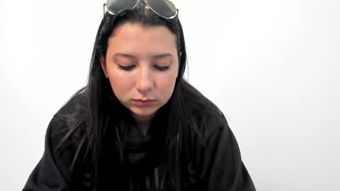 zammii69 online show from 10/23/25, 08:40