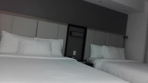 Snapshot of zamoraedii1994 chatting on 12/24/24, 02:21 Edii online show from 12/24/24, 02:21