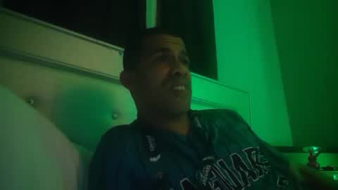 Snapshot of zamoraedii1994 chatting on 12/30/24, 02:42 Edii online show from 12/30/24, 02:42