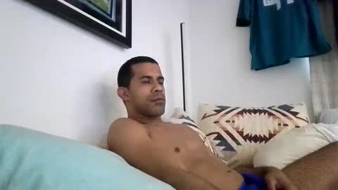 Snapshot of zamoraedii1994 chatting on 01/06/25, 10:37 Edii online show from 01/06/25, 10:37