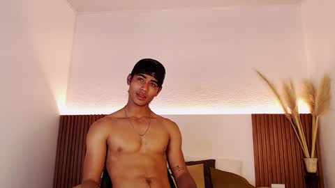 Zander online show from 12/14/24, 04:52