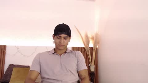 Zander online show from 12/31/24, 01:52