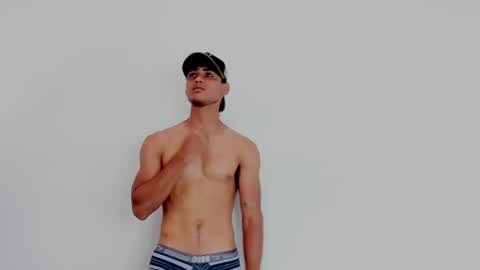 Zander online show from 03/15/26, 01:11