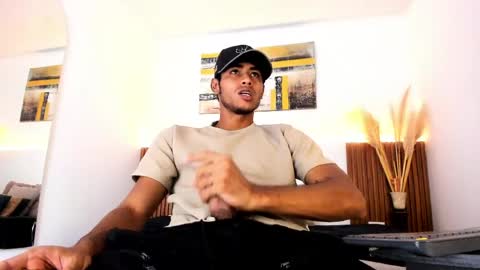 Zander online show from 04/23/26, 01:35