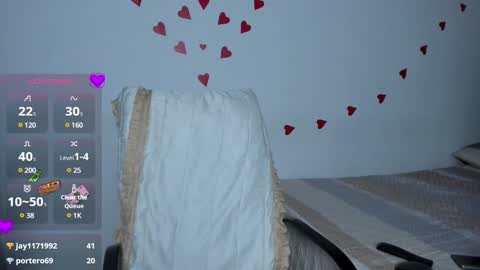 Zandra online show from 02/25/25, 01:09