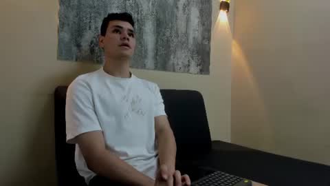 zane online show from 07/25/26, 12:47