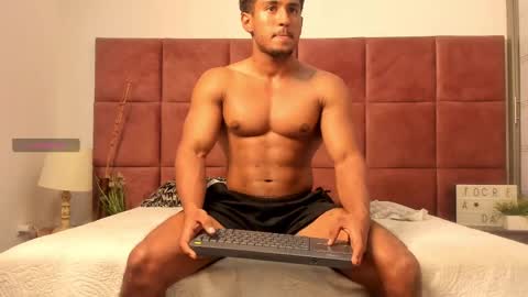 Zane Lux online show from 02/26/25, 07:16