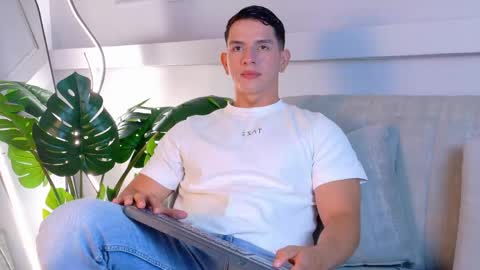 Zane Dawson online show from 04/15/26, 07:43