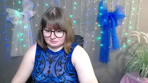 zannadreil online show from 11/22/25, 07:02