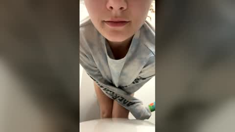 Snapshot of zapxxx69 chatting on 02/02/26, 04:44 zapxxx69 online show from 02/02/26, 04:44