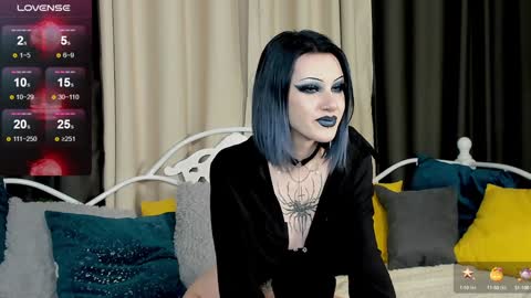 Snapshot of zara__blue chatting on 12/09/24, 02:02 Zara online show from 12/09/24, 02:02