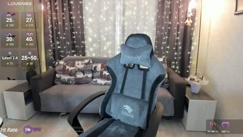 Snapshot of zara__blue chatting on 02/15/25, 05:30 Zara online show from 02/15/25, 05:30