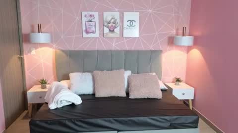 Snapshot of zara__sweet chatting on 07/22/26, 05:05 Zara Sweet online show from 07/22/26, 05:05