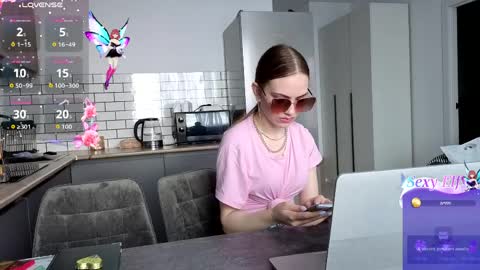 Snapshot of zara_charming chatting on 03/30/26, 04:24 zara_charming online show from 03/30/26, 04:24