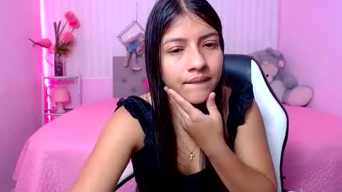 Zara online show from 04/10/26, 12:10