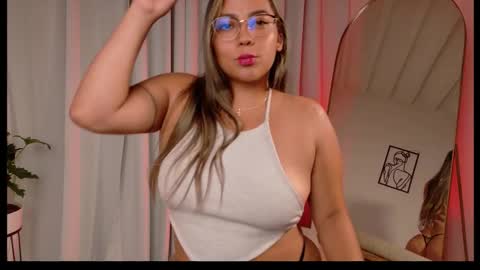 Zara Nova online show from 01/11/26, 02:38