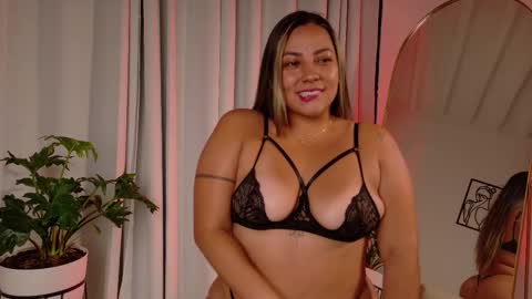 Zara Nova online show from 02/14/26, 02:08