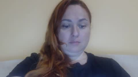 Snapshot of zara_red chatting on 06/13/26, 10:57 Kate. if im not here im here foxy red333 online show from 06/13/26, 10:57