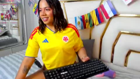 zarablazze_ online show from 06/27/26, 07:08