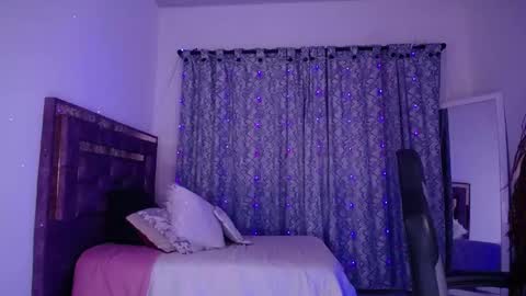 Zara online show from 04/24/26, 08:06