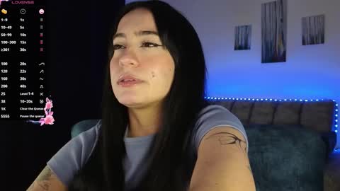 zaradames_ online show from 11/05/25, 04:23