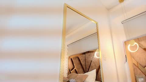 Zarah Andrews online show from 09/28/25, 01:16