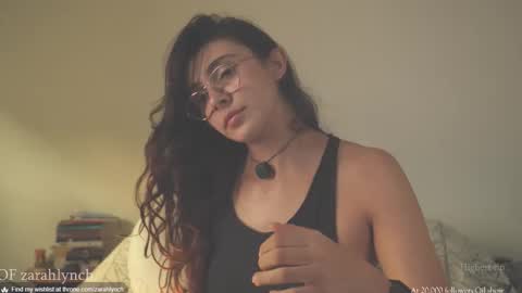 Miss Lynch   Next show  2911 online show from 11/01/25, 10:01