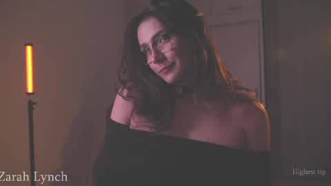 Miss Lynch   Next show  2911 online show from 03/31/26, 03:08