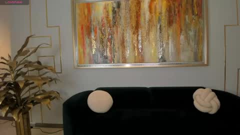 Zara  online show from 04/22/26, 04:04