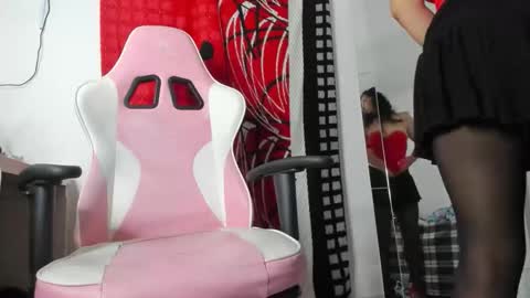 zaraky1433 online show from 12/18/25, 02:28