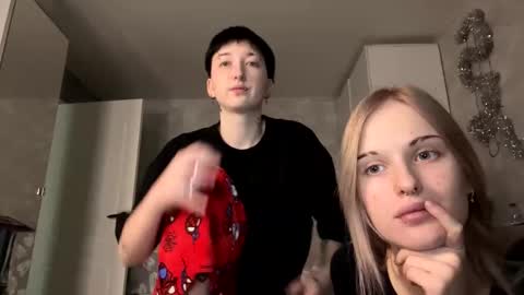 zaramontel online show from 12/22/25, 09:39