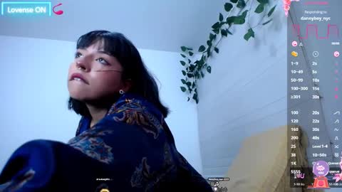 Snapshot of zaramuley chatting on 01/27/25, 05:36 Zara muley online show from 01/27/25, 05:36