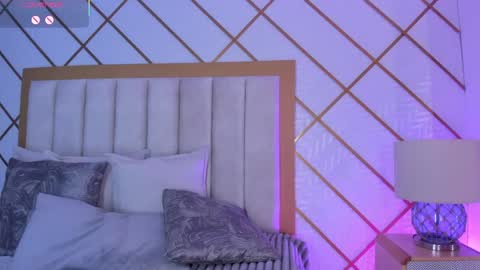 Zara Vesari online show from 03/28/26, 07:35