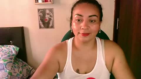 Snapshot of zaray_45bella chatting on 05/05/26, 09:34 zaray online show from 05/05/26, 09:34