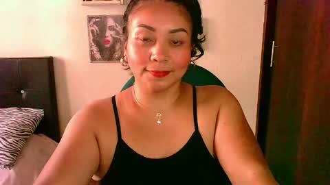 Snapshot of zaray_45bella chatting on 05/09/26, 09:31 zaray online show from 05/09/26, 09:31