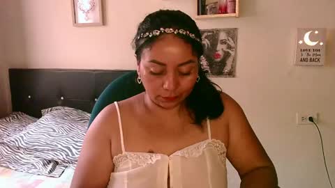 Snapshot of zaray_45bella chatting on 05/16/26, 09:24 zaray online show from 05/16/26, 09:24