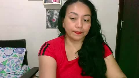 Snapshot of zaray_45bella chatting on 06/03/26, 09:42 zaray online show from 06/03/26, 09:42