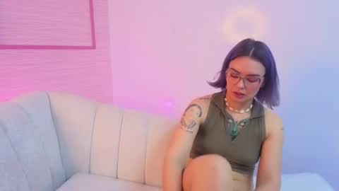 Isabella online show from 06/18/26, 02:21